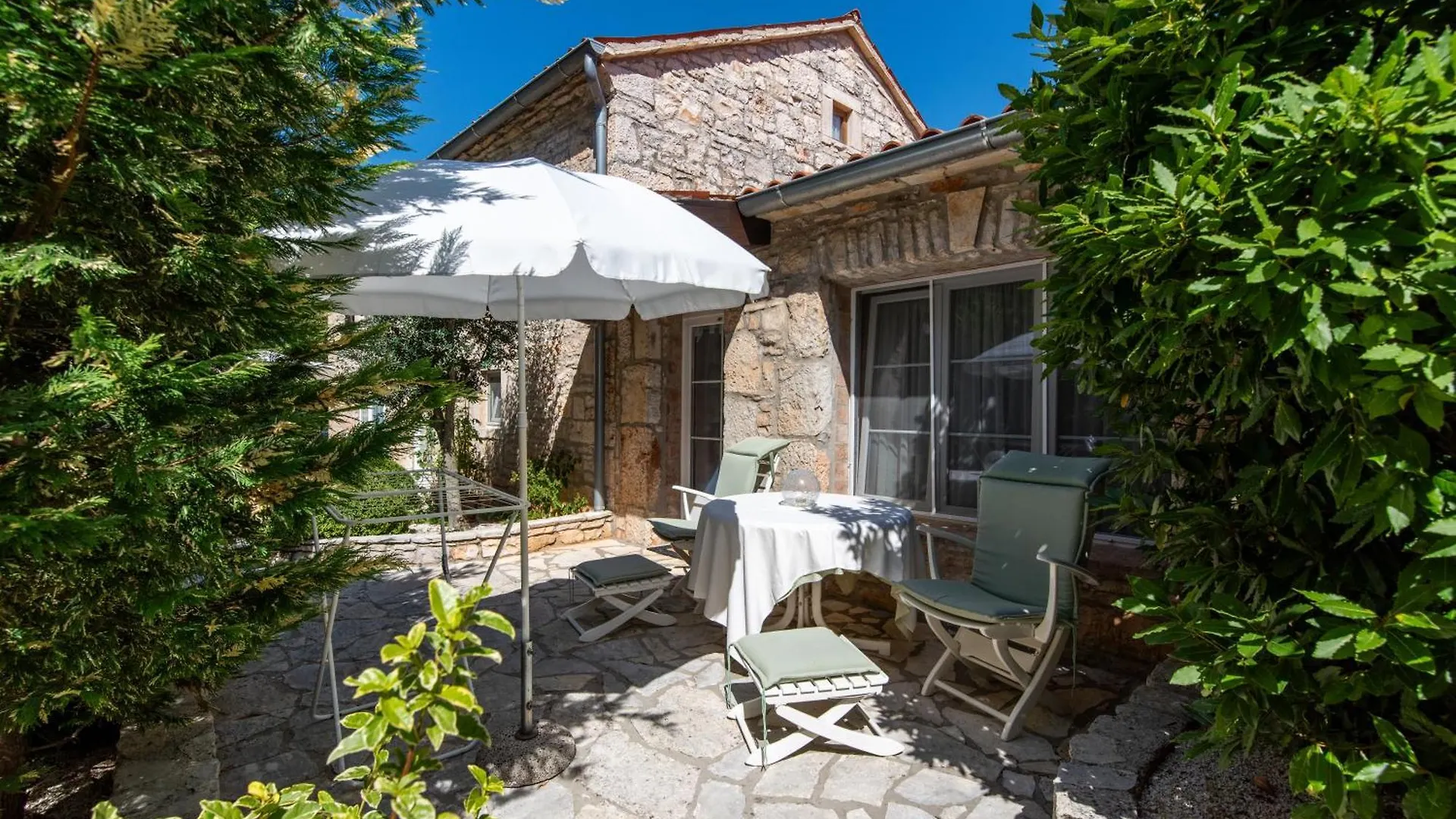 Rosmarinus Bed & Breakfast Smoljanci