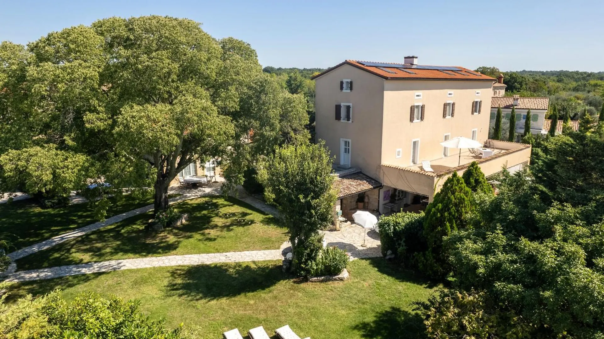 Rosmarinus Bed & Breakfast Smoljanci